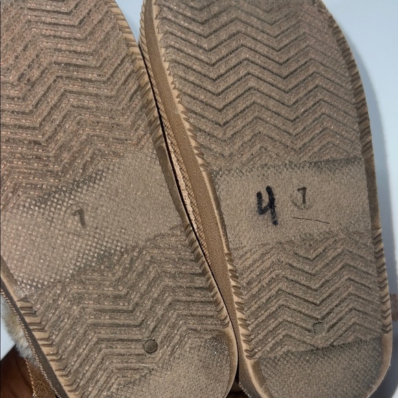 Cozy Tan Kids Boots with Bow - Picture 7 of 7